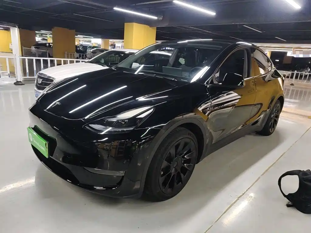 Tesla Model Y 2023 Long Range All-Wheel Drive Edition