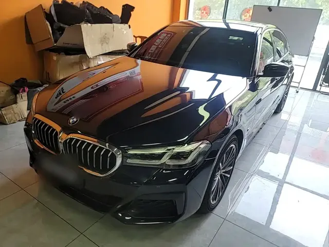BMW 5 Series 2022 Model Second Facelift 530Li Leading M Sport Package