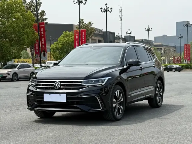 Volkswagen Tiguan L 2024 330TSI Automatic 2WD R-Line Premium Enjoyment Edition