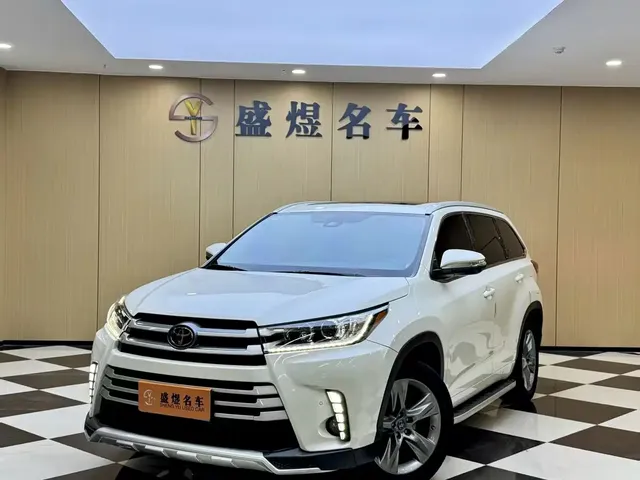 Toyota Highlander 2018 2.0T 4WD Luxury 7-seater (China V)