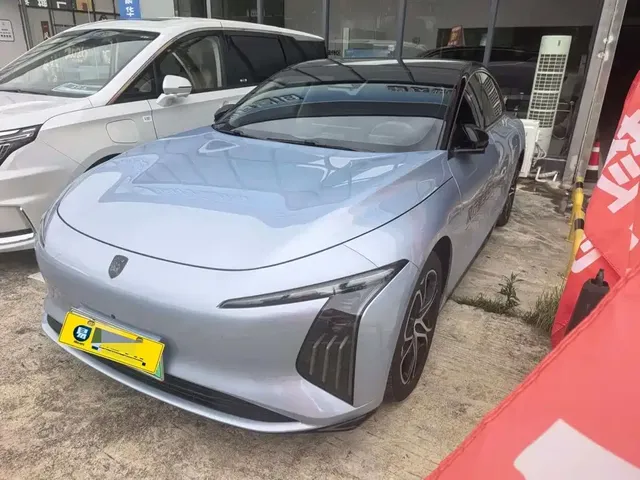 Dongfeng Fengxing Stellar S7 2026 Model 650 Ultra-Fast Charge Luxury Edition