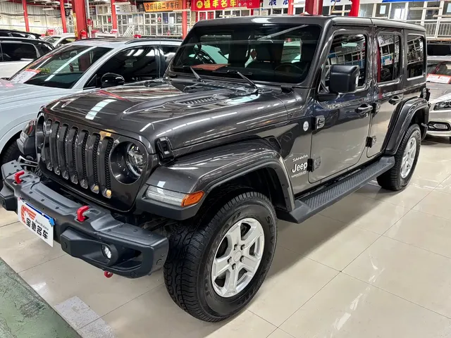 Jeep Wrangler 2019 2.0T Sahara 4-Door China V