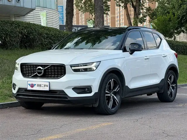 Volvo XC40 2021 T4 AWD Smart Sport Edition