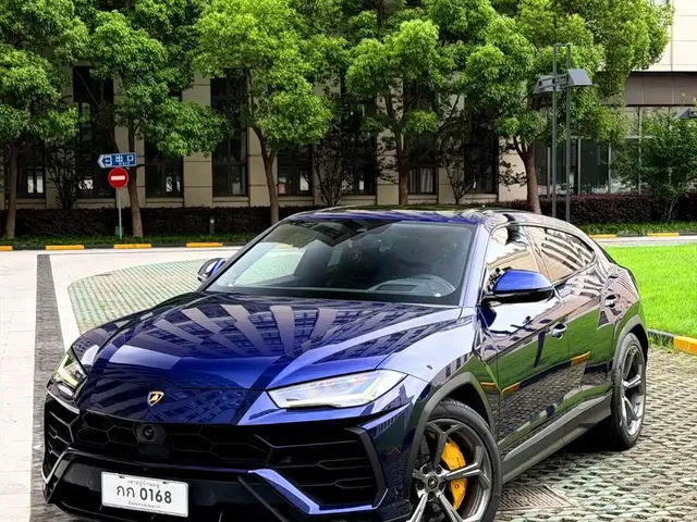 Lamborghini Urus 2021 4.0T V8