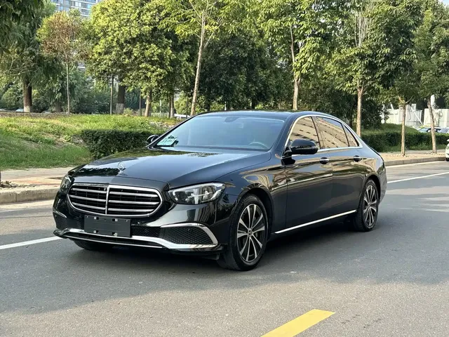 Mercedes-Benz E-Class New Energy 2022 E 350 e L Plug-in Hybrid Sedan