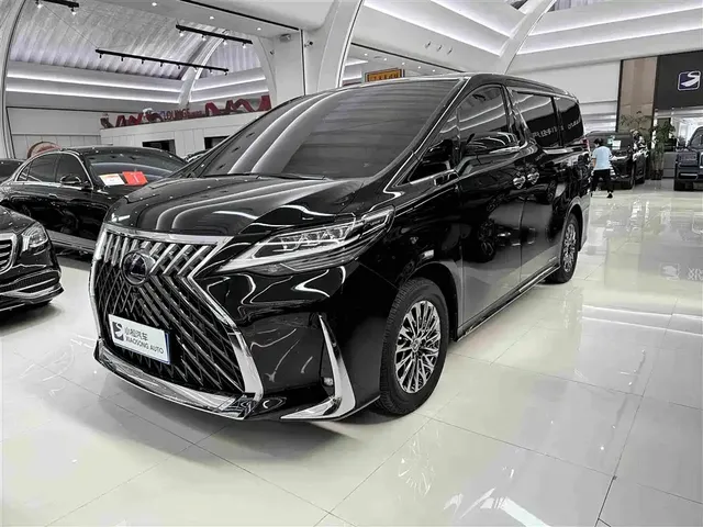 Lexus LM 2020 300h Seven-Seater Elegance Edition