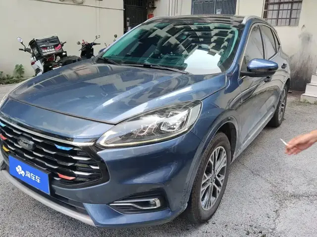 Ford Escape 2020 EcoBoost 245 AWD Premium Edition