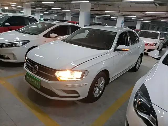 Volkswagen Bora 2018 1.5L Automatic Fashion