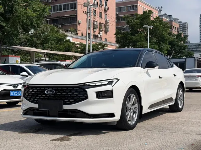 Ford Mondeo 2022 Facelift EcoBoost 245 Luxury