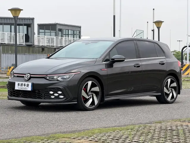 Volkswagen Golf GTI 2023 380TSI DSG GTI