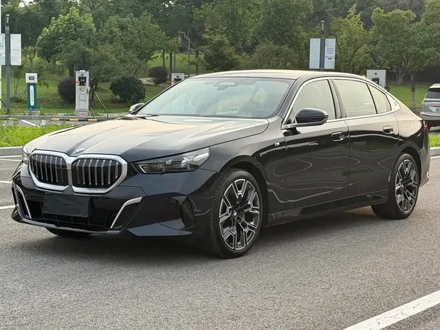 BMW 5 Series 2025 530Li Premium M Sport Package