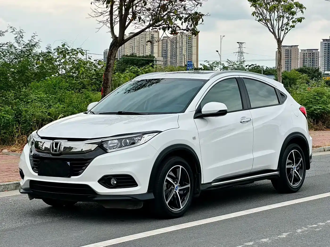 Honda Vezel 2020 1.5L CVT Pioneer