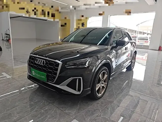 Audi Q2L 2022 35 TFSI Fashion Dynamic