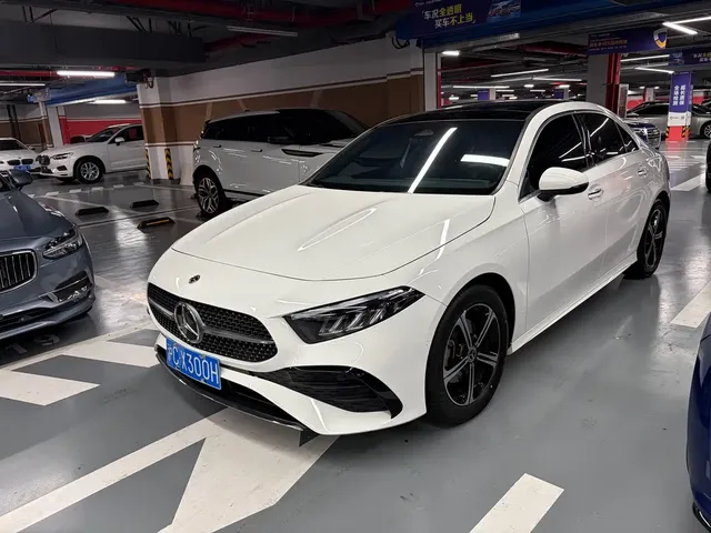 Mercedes-Benz A-Class 2024 A 200 L Fashion Edition