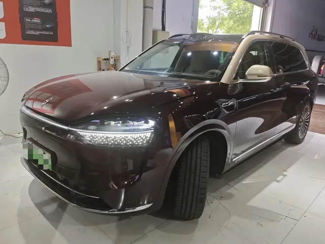 AITO Wenjie AITO M9 2025 Extended Range Ultra 52kWh 6-Seater