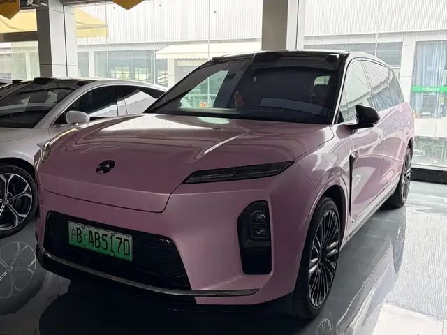 NIO ES8 2025 Base Model
