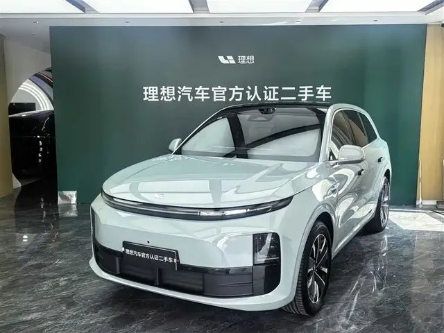 Li Auto L6 2025 Pro Smart Renewal Edition