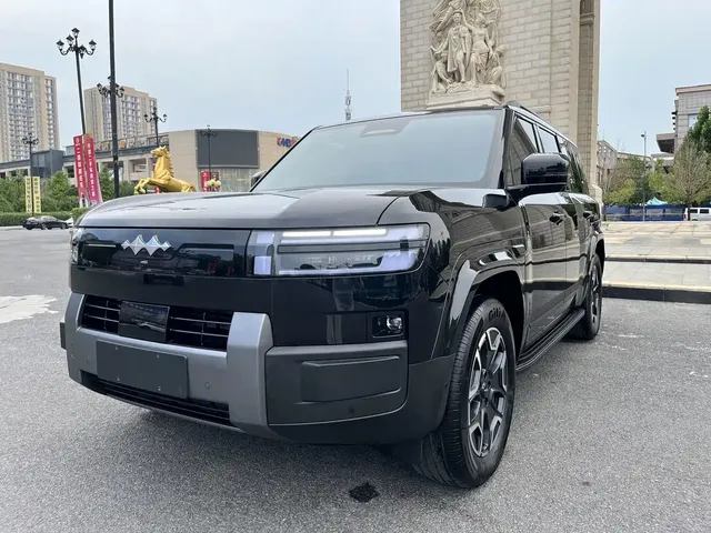 Fang Cheng Bao Titanium 7 2025 200KM Front-Wheel Drive Max Edition