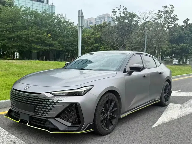Changan UNI-V 2023 1.5T Sport Edition