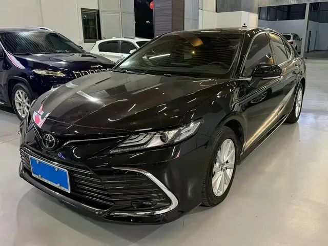 Toyota Camry 2023 2.0G Luxury Edition