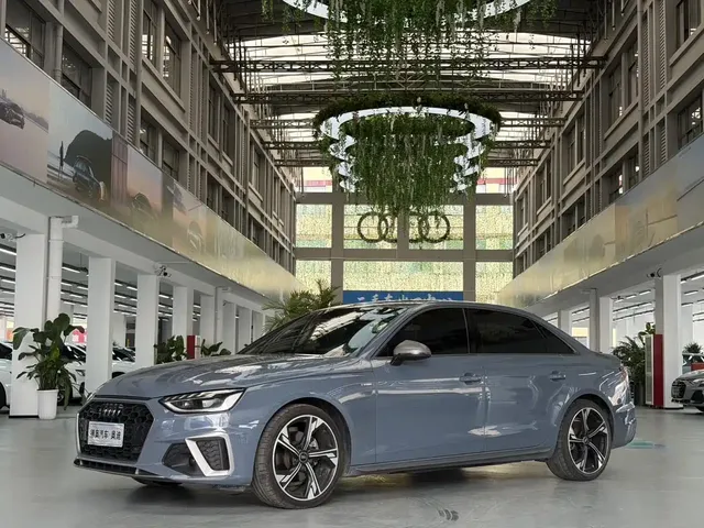 Audi A4L 2022 40 TFSI quattro RS Kit Burning Speed