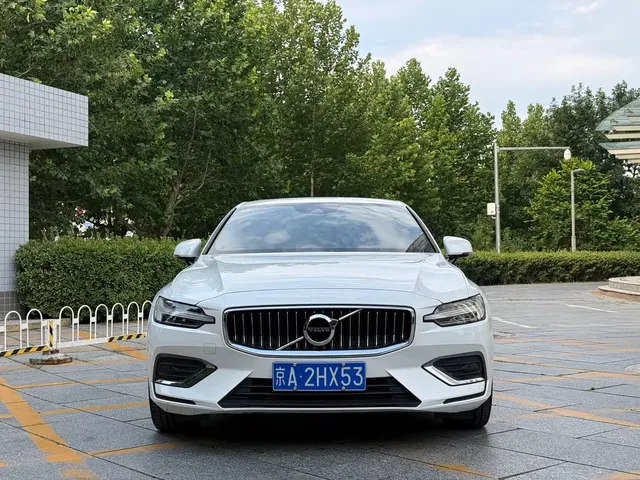 Volvo S60 2021 T4 Smart Vision Luxury