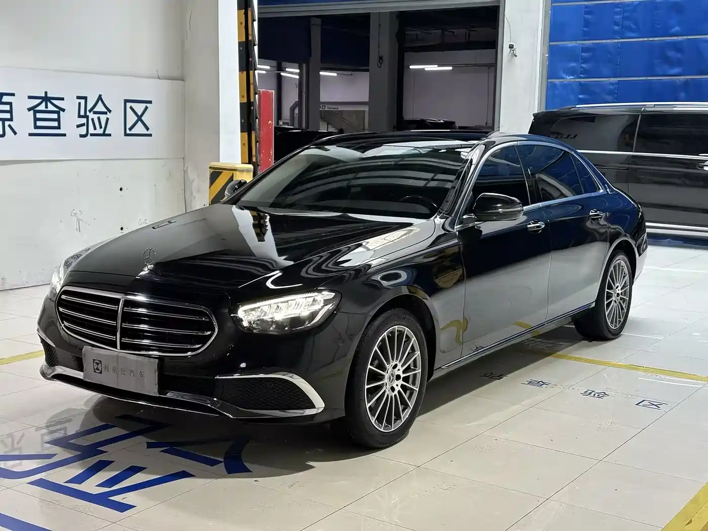 Mercedes-Benz E-Class 2023 E 260 L