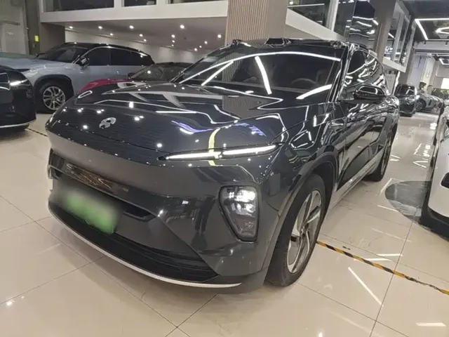 NIO ES8 2023 75kWh