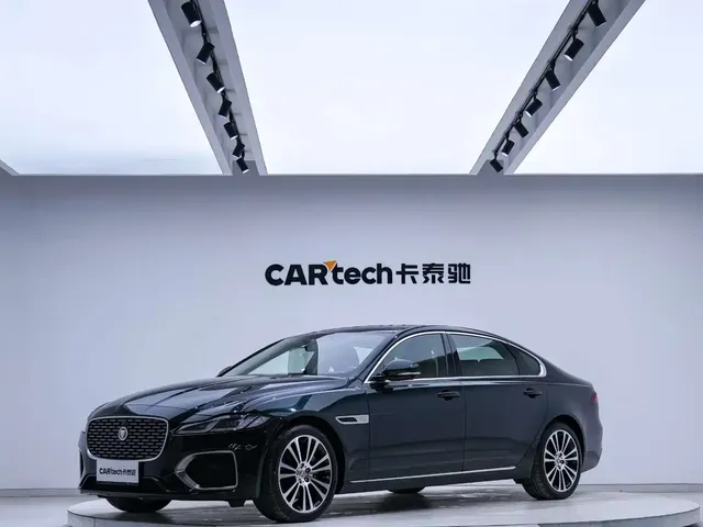 Jaguar XFL 2024 2.0T P250 2WD Premium Luxury