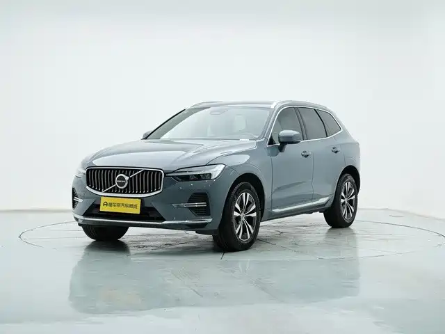 Volvo XC60 2024 B5 AWD Zhiyi Luxury Edition