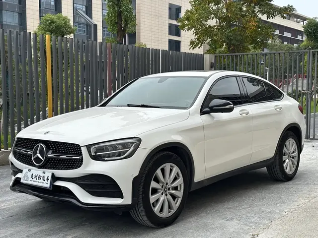 Mercedes-Benz GLC Coupe 2020 GLC 260 4MATIC Coupe SUV
