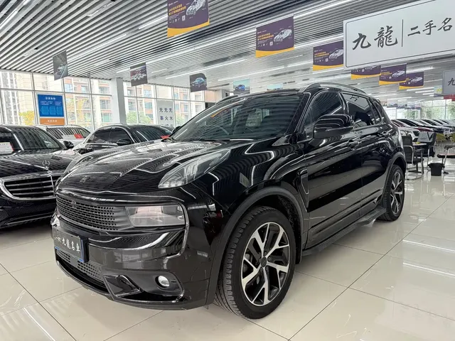 Lynk & Co 01 2017 2.0T AWD Pro