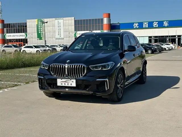BMW X5 2022 Model xDrive 40Li M Sport Package