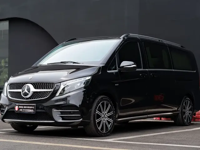 Mercedes-Benz V-Class 2022 V 260 L Long Wheelbase Luxury Edition