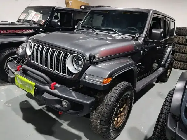 Jeep Wrangler 2024 Model 2.0T Sahara Four-Door Version