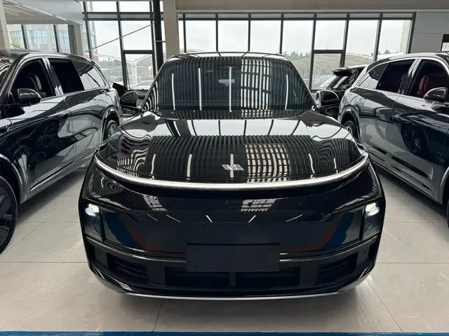 Li Auto Li Xiang L9 2025 Pro Smart Renewal Edition