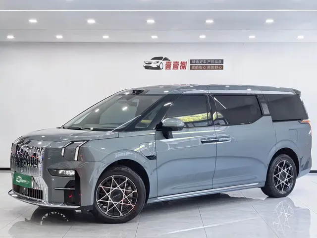 ZEEKR 009 2024 6-Seat Executive AWD Version 140kWh