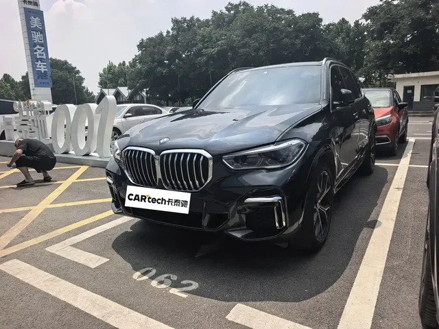 BMW X5 2022 Facelift xDrive 40Li M Sport Package