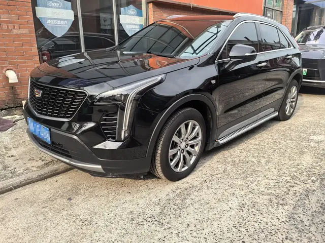 Cadillac XT4 2020 Facelift 28T 2WD Leading