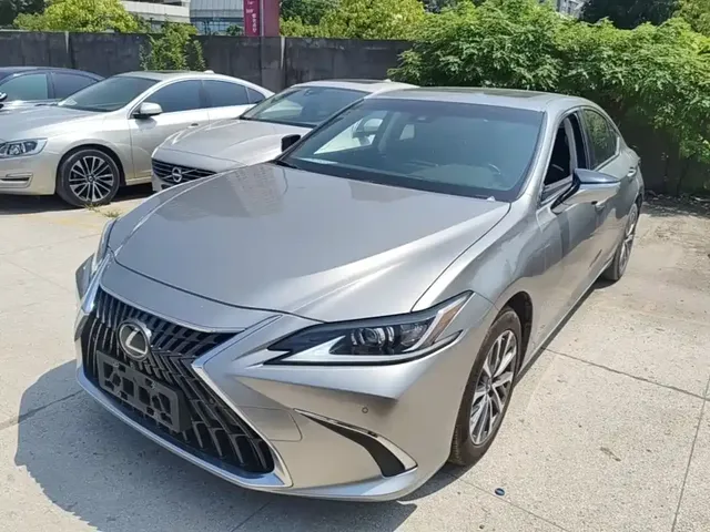 Lexus ES 2022 200 Excellence Edition