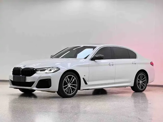 BMW 5 Series 2022 525Li M Sport Package