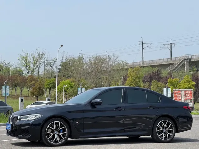 BMW 5 Series (Import) 2022 Model Second Facelift 530i M Sport Package