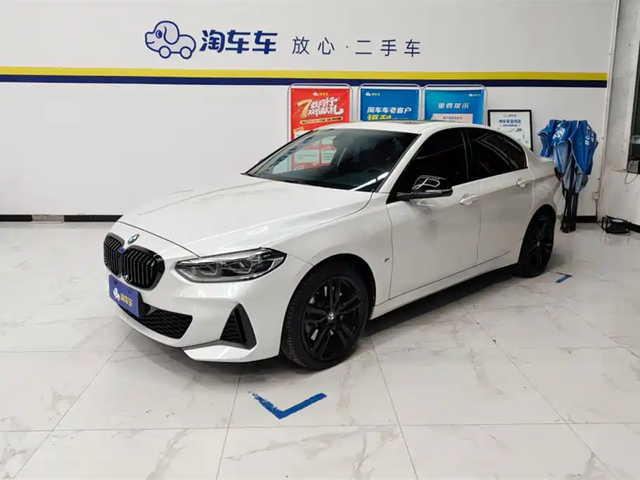 BMW 1 Series 2021 125i M Sport Black Night Edition
