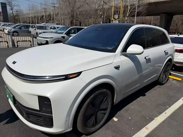 Li Auto L7 2023 Pro