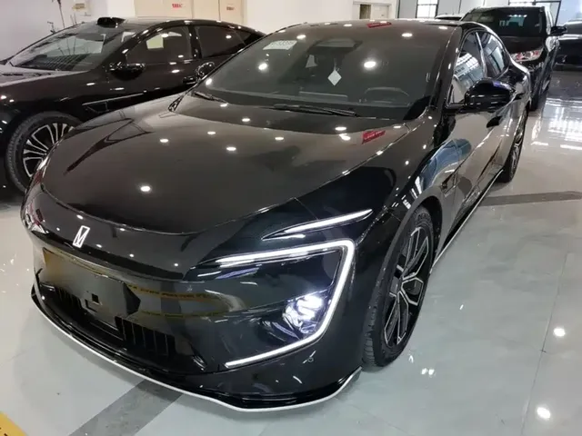 Avatr 12 2025 Ultra Pure Electric AWD