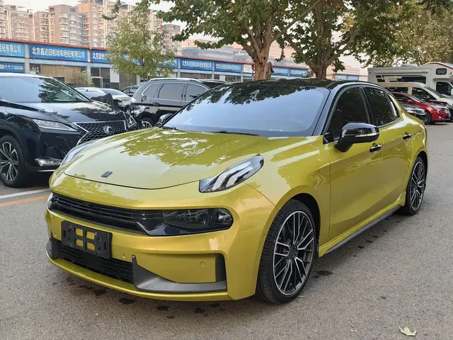 Lynk & Co 03 2020 03+ 2.0TD Auto Performance Package Edition