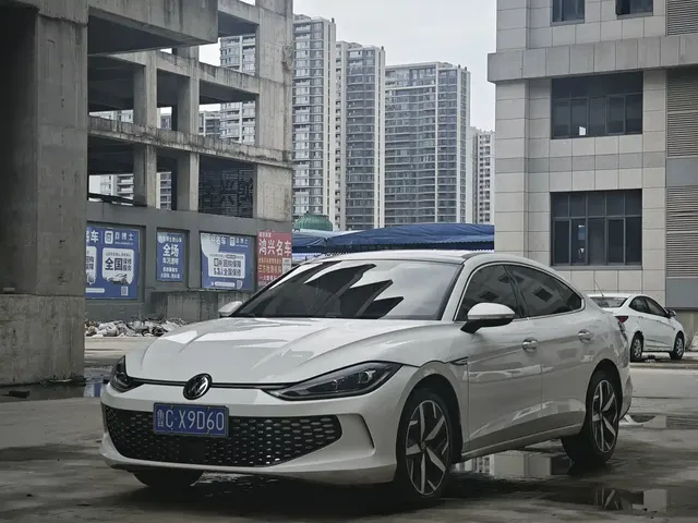 Volkswagen Lamando 2023 Lamando L 280TSI DSG Spicy Edition
