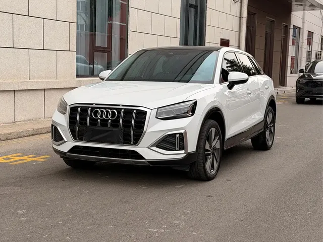Audi Q2L 2022 35 TFSI Fashion Elegance