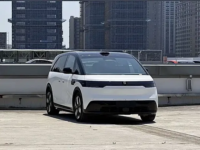 ZEEKR MIX 2025 Smart Driving Edition
