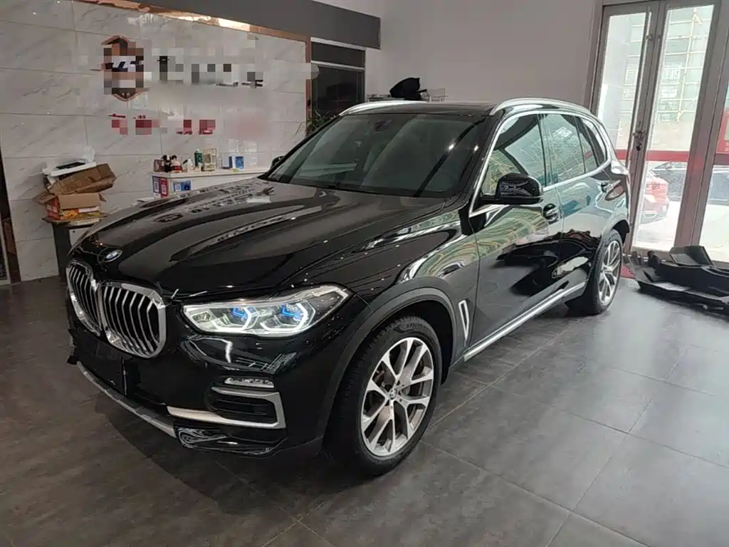 BMW X5 (Import) 2020 xDrive30i X Design Package